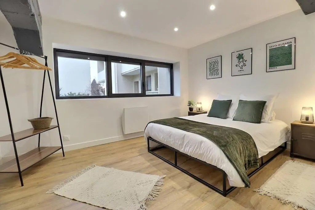 Loft / Pop - Billard - Parking Apartment Valence  France